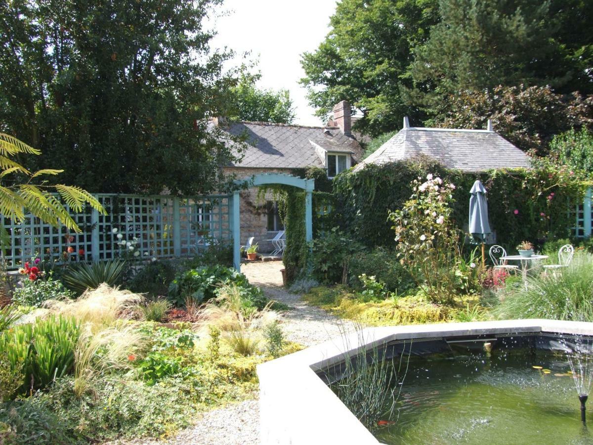 Le Glycine A Manoir Sainte Cecile Apartment Juvigny-Val-d'Andaine Luaran gambar